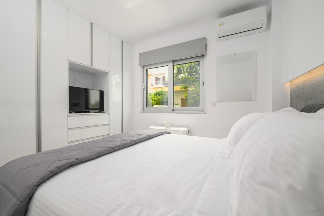 Aetherius Executive Suite 5 Min To Beach Koszalin Eksteriør bilde